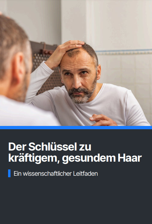 Ein Mann betrachtet sein dünner werdendes Haar im Spiegel. Darunter steht: Der Haarausfall Ratgeber – Ebook von Dr. Balwi Shop. Ihr wissenschaftlicher Leitfaden für kräftiges, gesundes Haar.