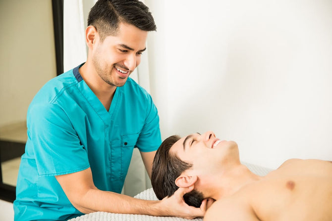 Un massage de la tête peut-il aider à lutter contre la perte de cheveux ?