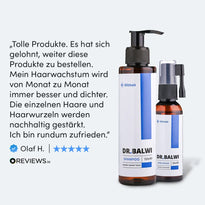Zwei Flaschen des Dr. Balwi Shop Shampoo & Spray Sets sind nebeneinander ausgestellt, begleitet von einer deutschen Rezension, die ihre Unterstützung für stärkeres, dichteres Haar lobt - ideal für die Pflege nach einer Haartransplantation.