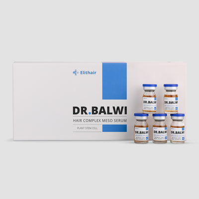 Eine weiß-blaue Dr. Balwi Shop-Box mit der Aufschrift "Dr. Balwi Meso Therapie" enthält fünf Glasfläschchen mit blauen Kappen - perfekt, um das Haarwachstum zu stimulieren und Haarausfall zu verhindern.